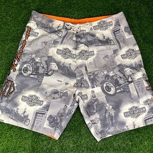 Harley-Davidson Boardshorts Mens Size 40 Motorcycles AOP Embroidered